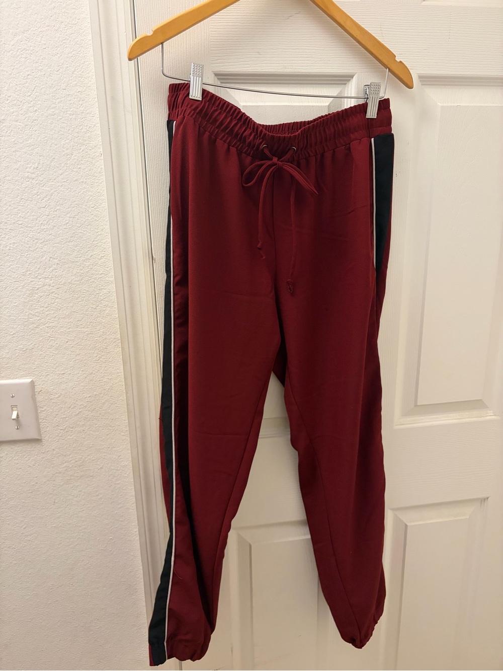 BeBop women’s Jogger Pants with Black Stripe size L